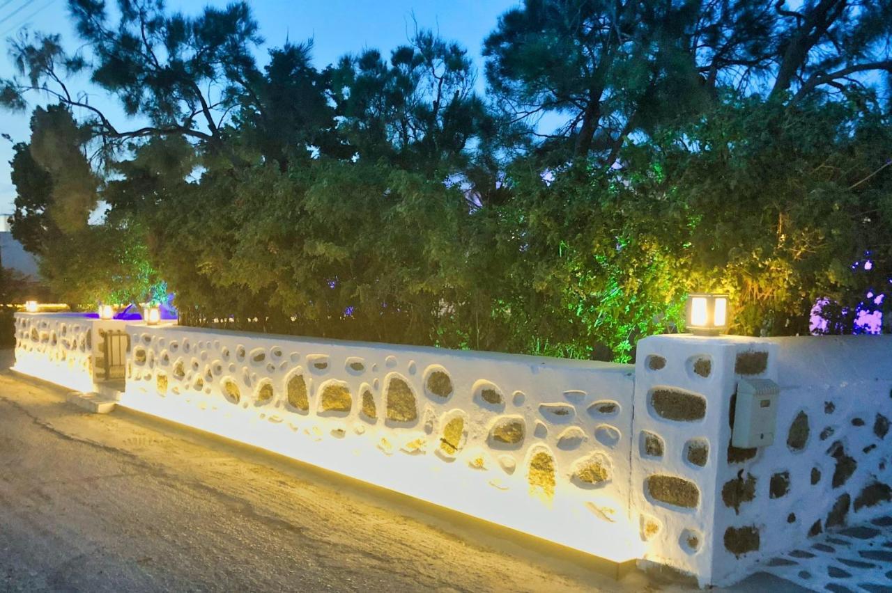 Eleven Rooms Mykonos Town ภายนอก รูปภาพ